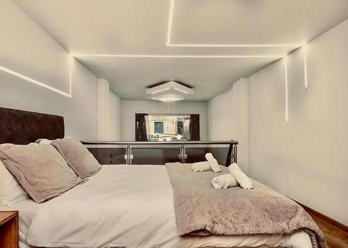 Collectionbyns-archeotiton